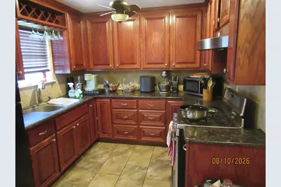 225 Moore Dr., Richwood, TX 77531 - Photo 16