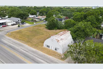 400 W North Street, Louise, TX 77455 - Photo 4