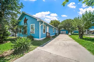 307 Center St, Matagorda, TX 77457 - Photo 40