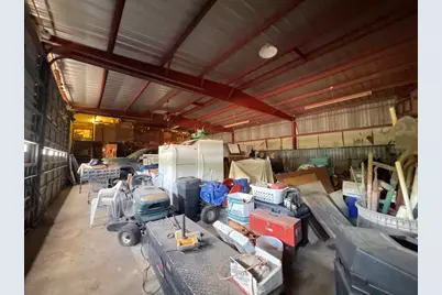 314 N 11th St, West Columbia, TX 77486 - Photo 12