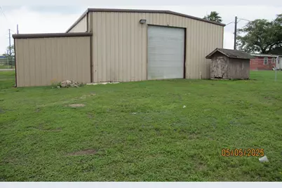 530 E. 2nd, Freeport, TX 77541 - Photo 10