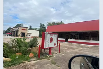 201 East Main Street, Clute, TX 77531 - Photo 1