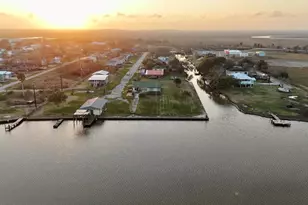 4621 County Rd 459B, Freeport, TX 77541 - Photo 2