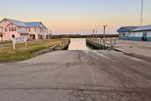 4621 County Rd 459B, Freeport, TX 77541 - Photo 12