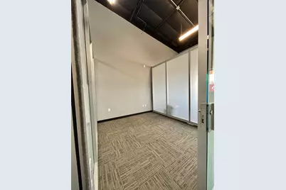 500 E Plantation, Clute, TX 77531 - Photo 14