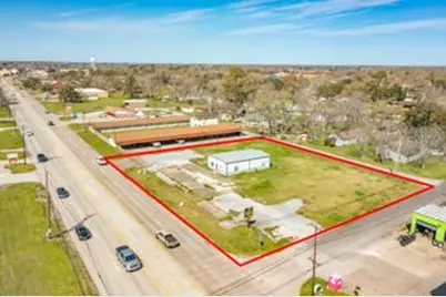 830 E Brazos Ave, West Columbia, TX 77486 - Photo 18