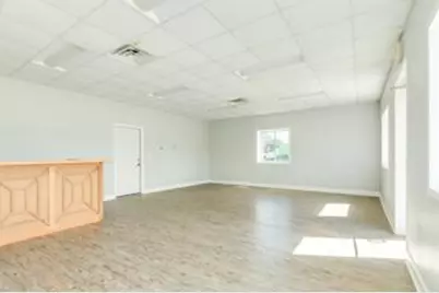 830 E Brazos Ave, West Columbia, TX 77486 - Photo 6