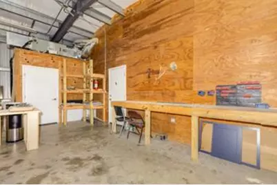 830 E Brazos Ave, West Columbia, TX 77486 - Photo 14