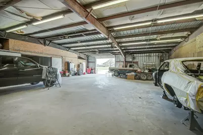 302 South Avenue B, Freeport, TX 77541 - Photo 30