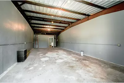 302 South Avenue B, Freeport, TX 77541 - Photo 24