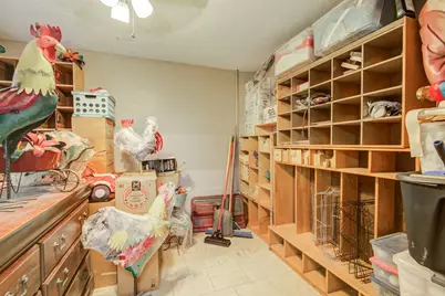 302 South Avenue B, Freeport, TX 77541 - Photo 20