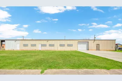 302 South Avenue B, Freeport, TX 77541 - Photo 12