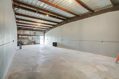 302 South Avenue B, Freeport, TX 77541 - Photo 26