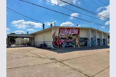 1417 S Velasco, Angleton, TX 77515 - Photo 2