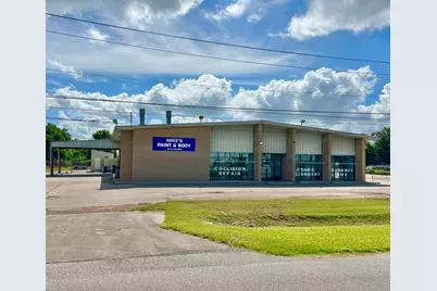 1417 S Velasco, Angleton, TX 77515 - Photo 20