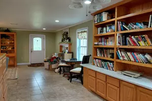 1231 C/R 201A, Angleton, TX 77515 - Photo 6