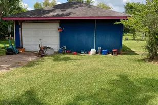 1231 C/R 201A, Angleton, TX 77515 - Photo 16