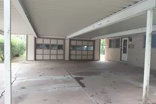 736 Northridge, Angleton, TX 77515 - Photo 22