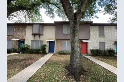 1039 N Chenango St., Angleton, TX 77515 - Photo 2