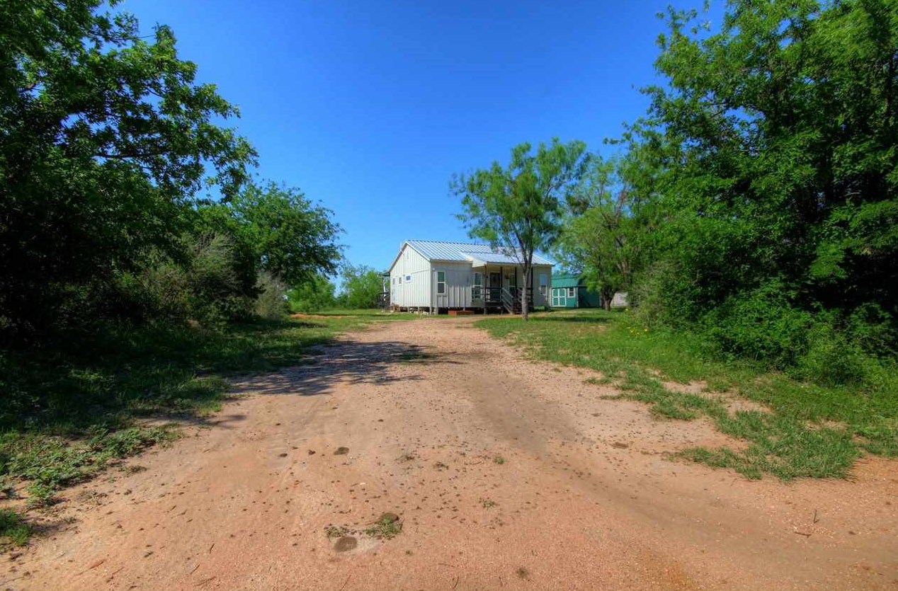 105 Elmer Rd, Sunrise Beach, TX 78643