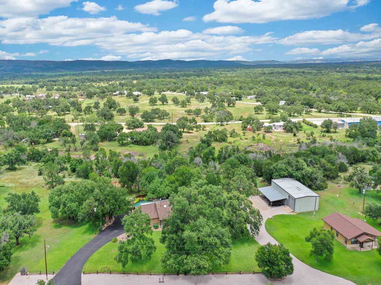3250 Quail Creek Loop, Lakeside Heights, TX 78639