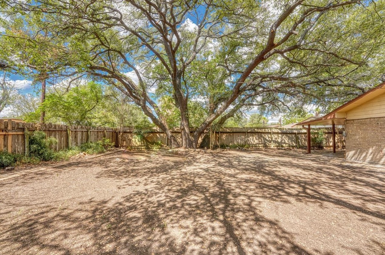 1502 Ocotilla Dr, Cypress Mill TX  78654-4551 exterior