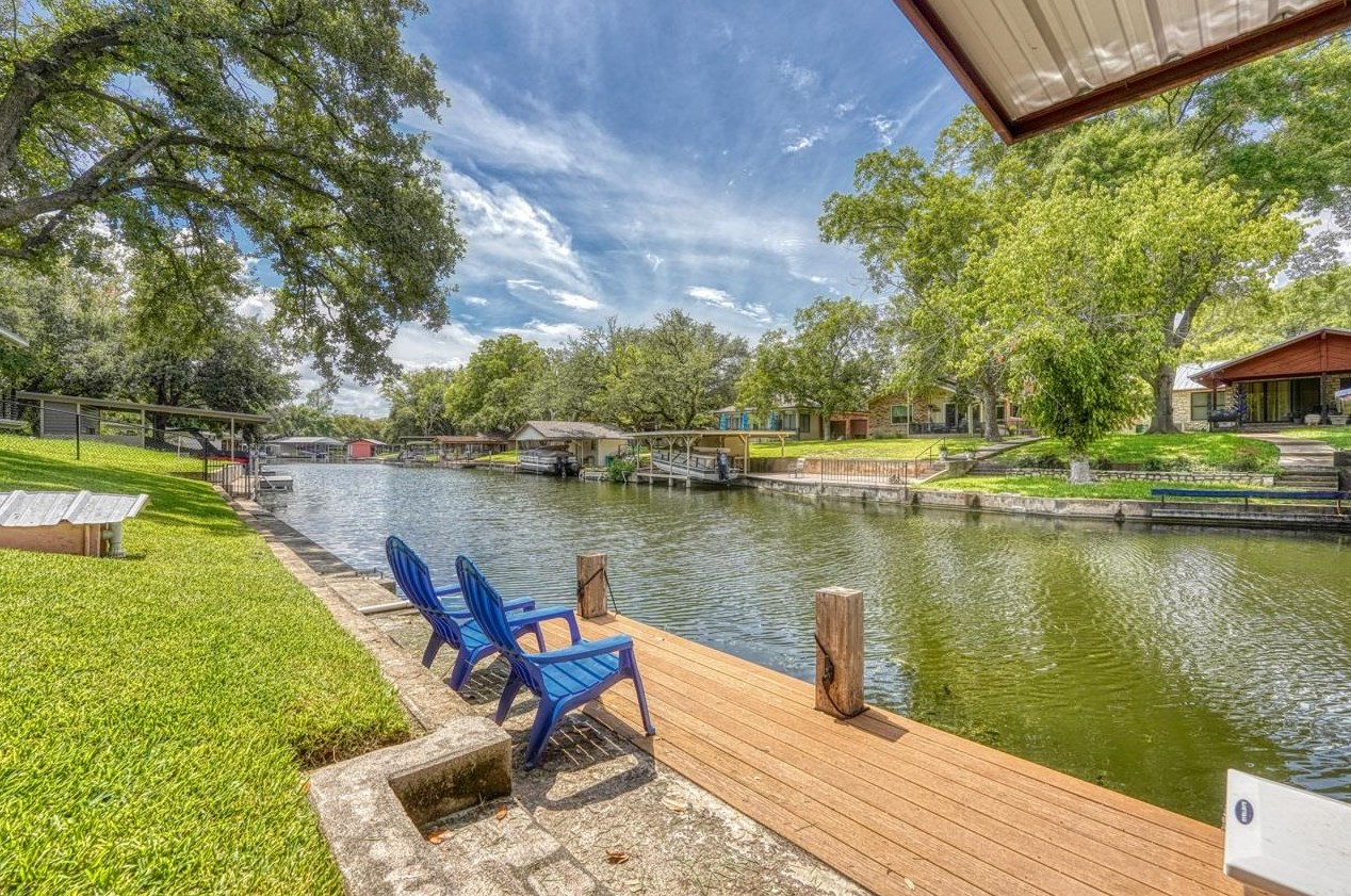 201 Robin Rd, Cypress Mill, TX 78654-9781
