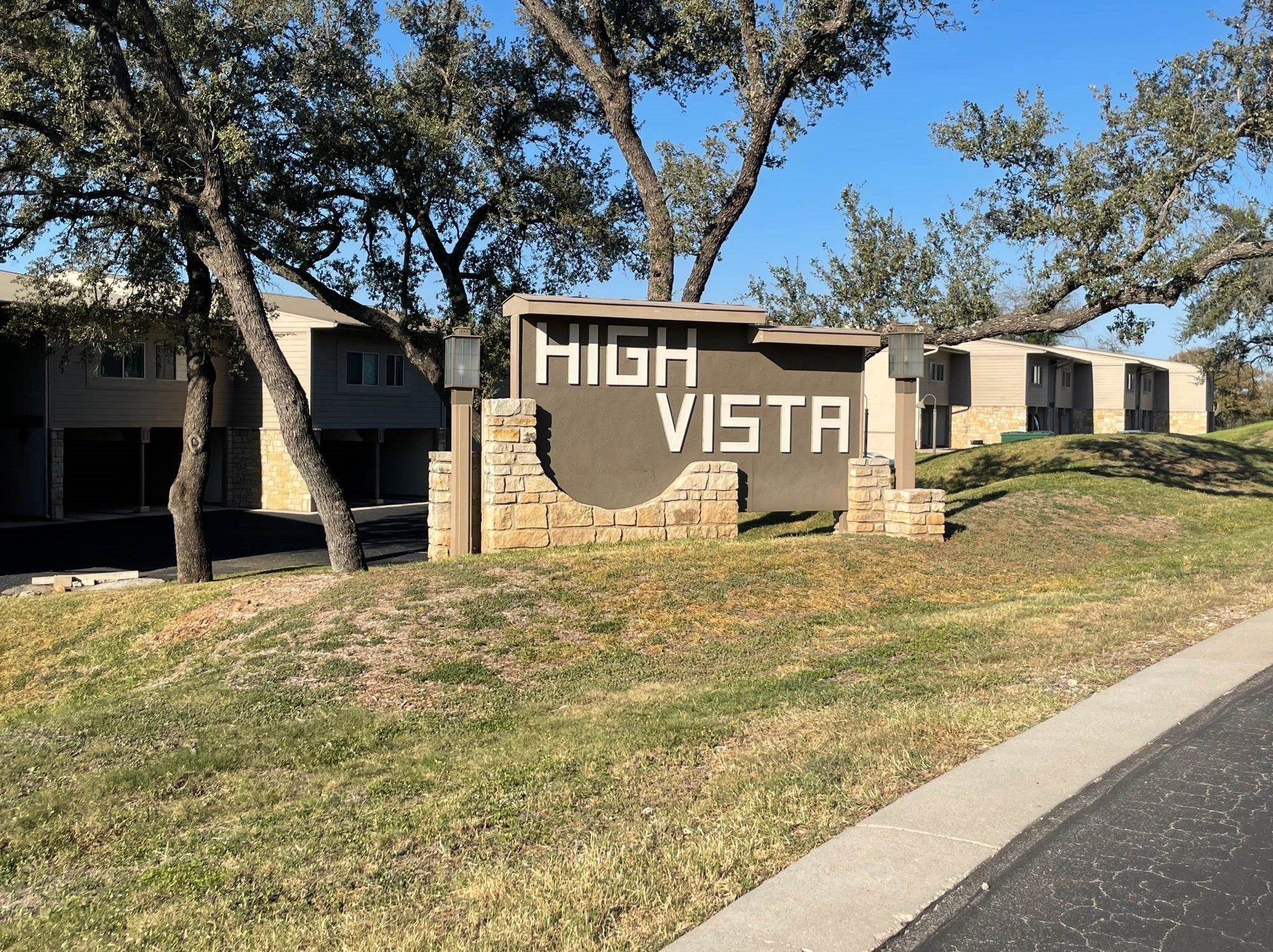 304 Hi There, Cypress Mill, TX 78657-6068