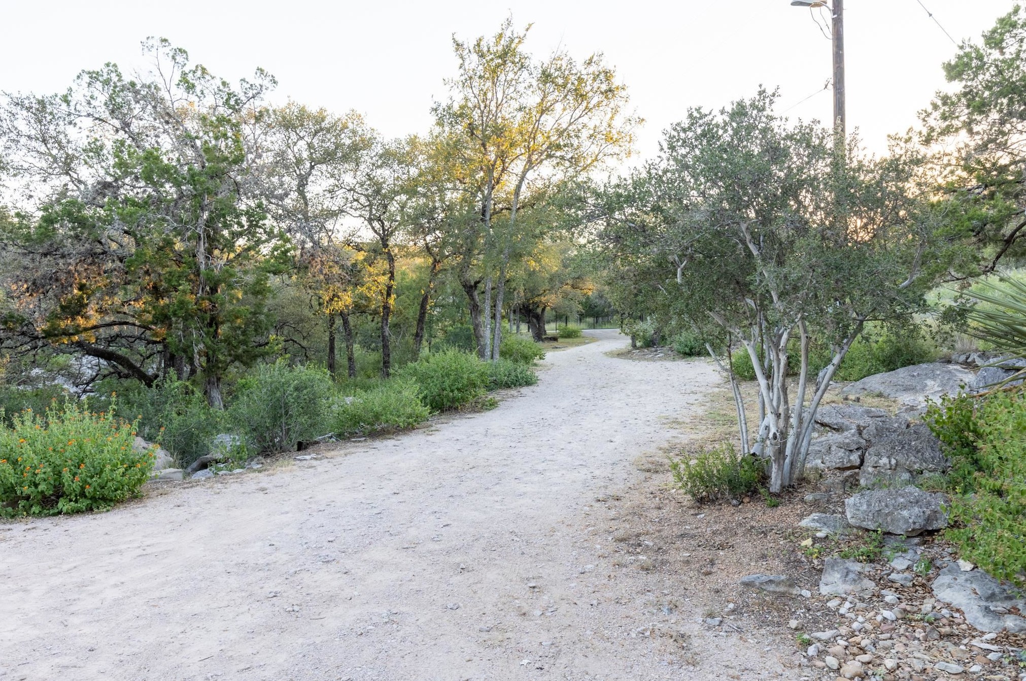 830-a Los Escondidos, Cypress Mill, TX 78654