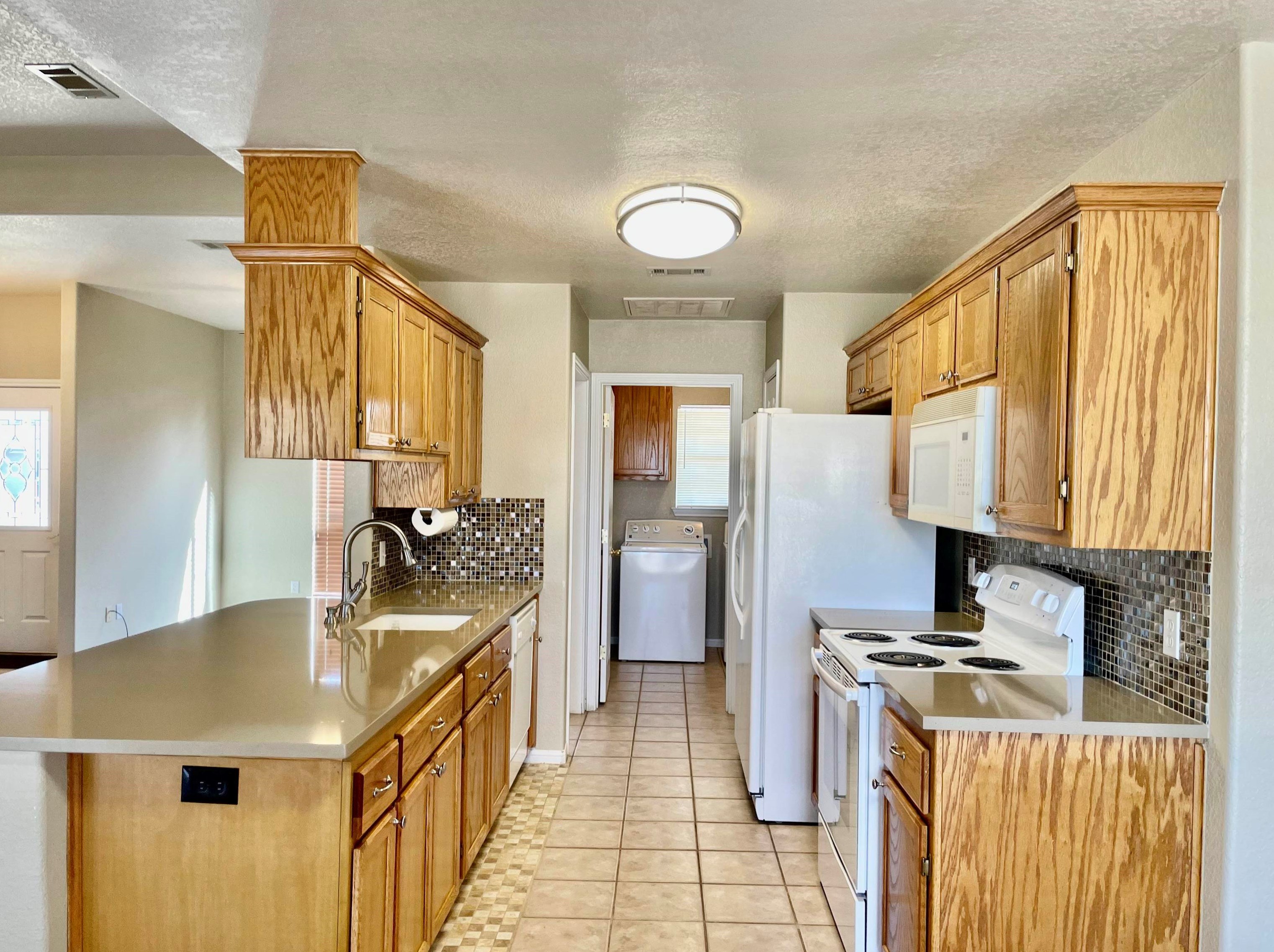 138 Dove Ln, Cypress Mill, TX 78654
