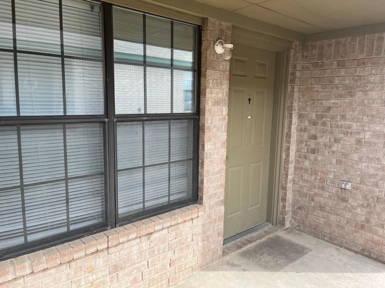 713 Willowood, Lakeside Heights, TX 78639