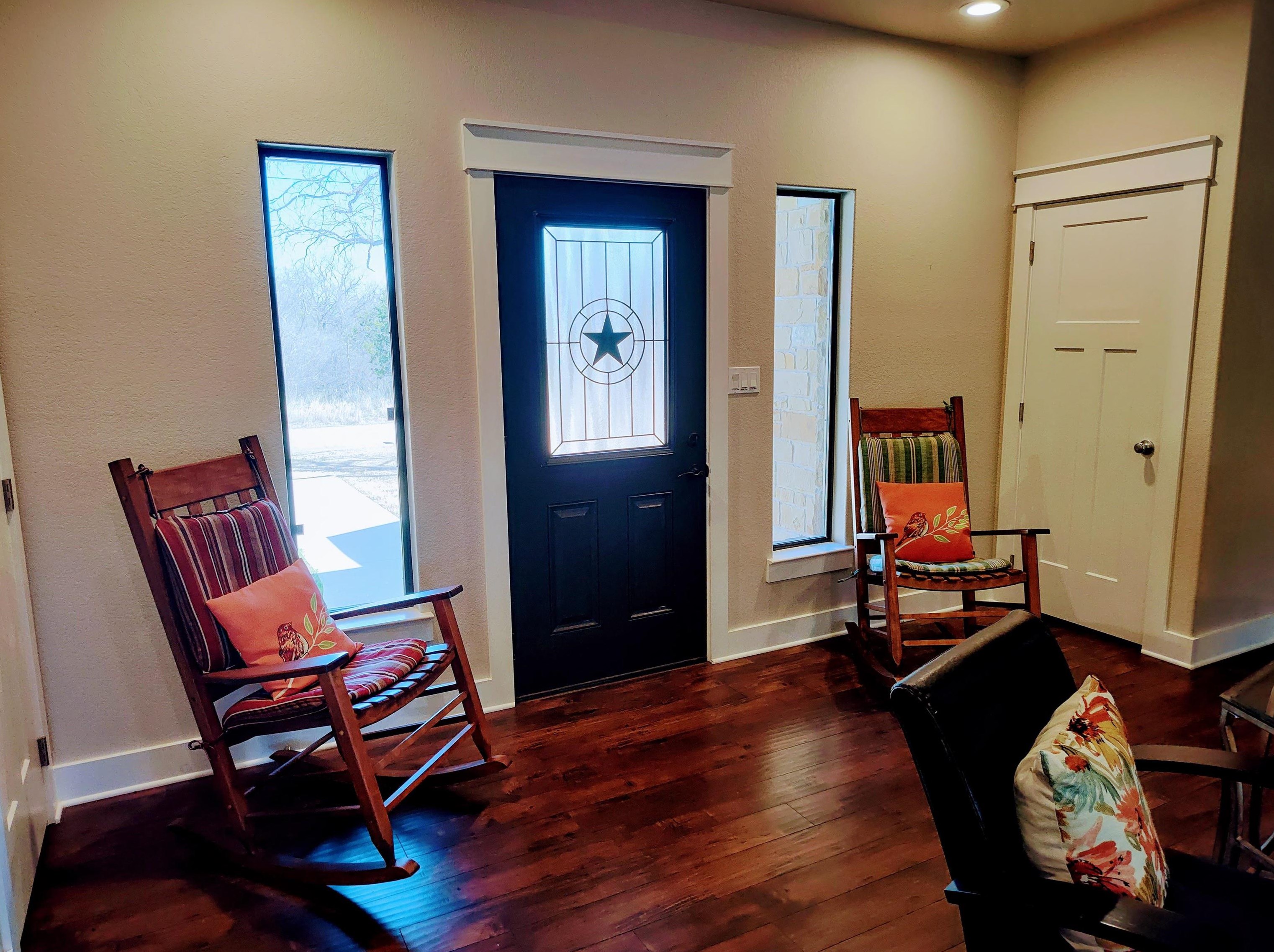 405 Woodlawn Dr, Lakeside Heights, TX 78639
