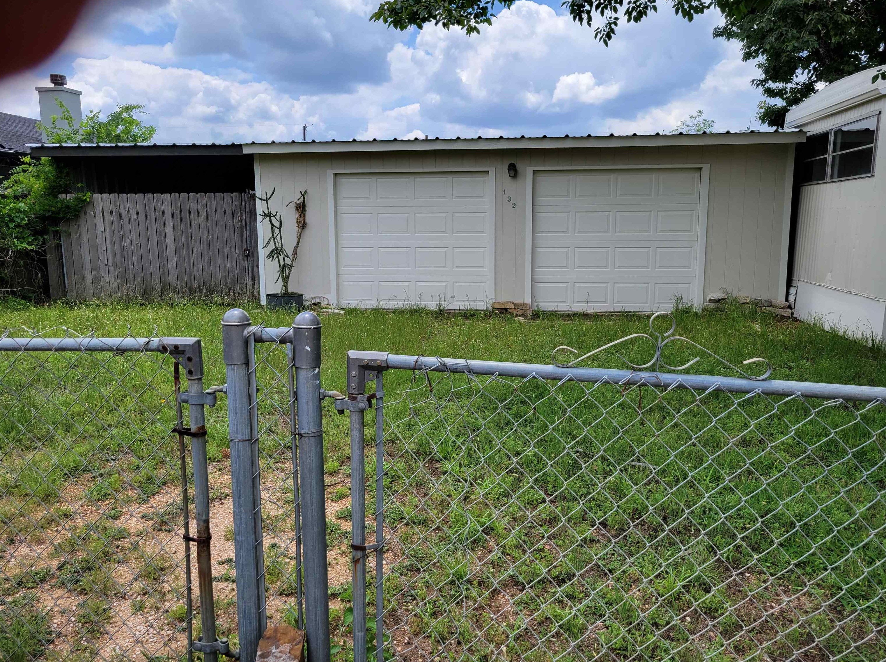 132 Greenbriar Dr, Cypress Mill TX  78654-2042 exterior