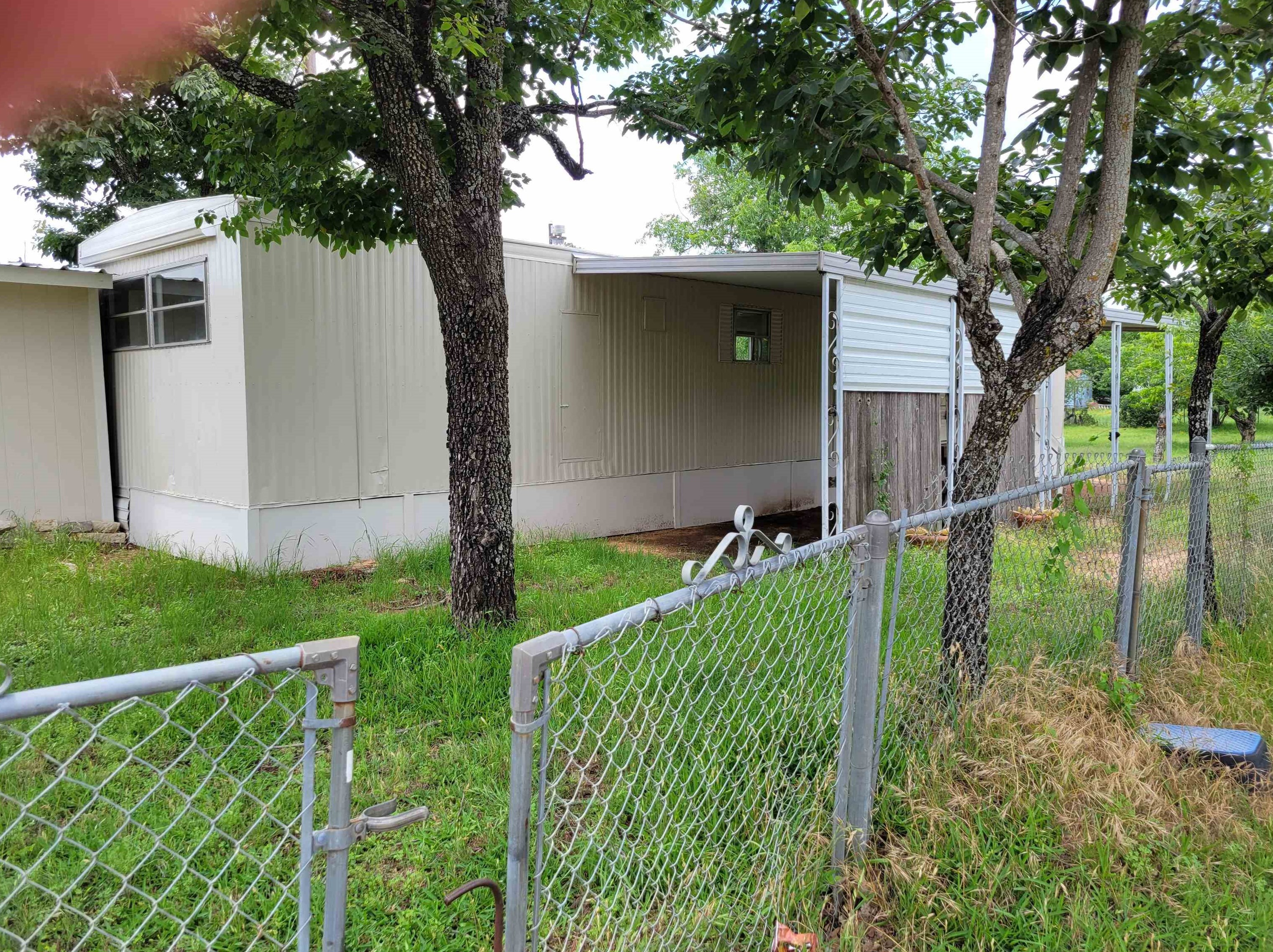132 Greenbriar Dr, Cypress Mill TX  78654-2042 exterior