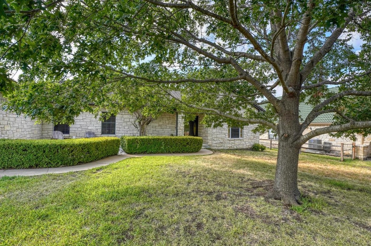 1407 Far W, Cypress Mill, TX 78657