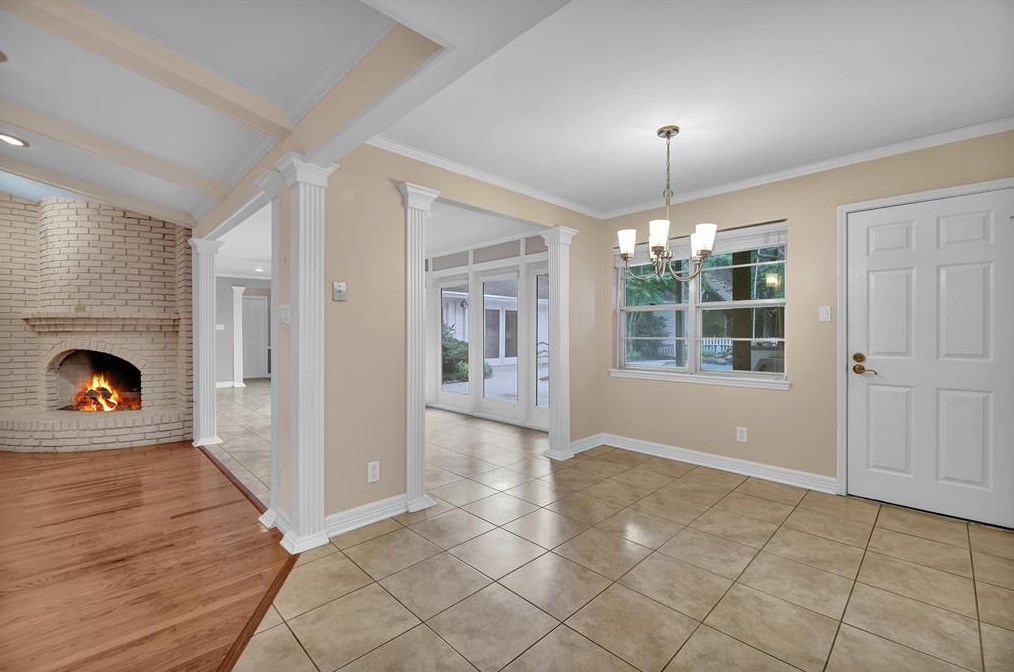 14102 Indian Wl Dr, Houston TX  77069-1315 exterior