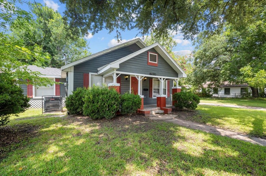 7914 Grandview St, Houston, TX 77051