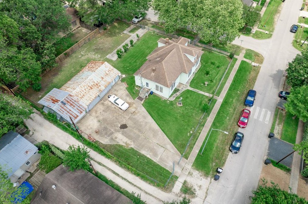 1001 Rutland St, Houston, TX 77008-6828