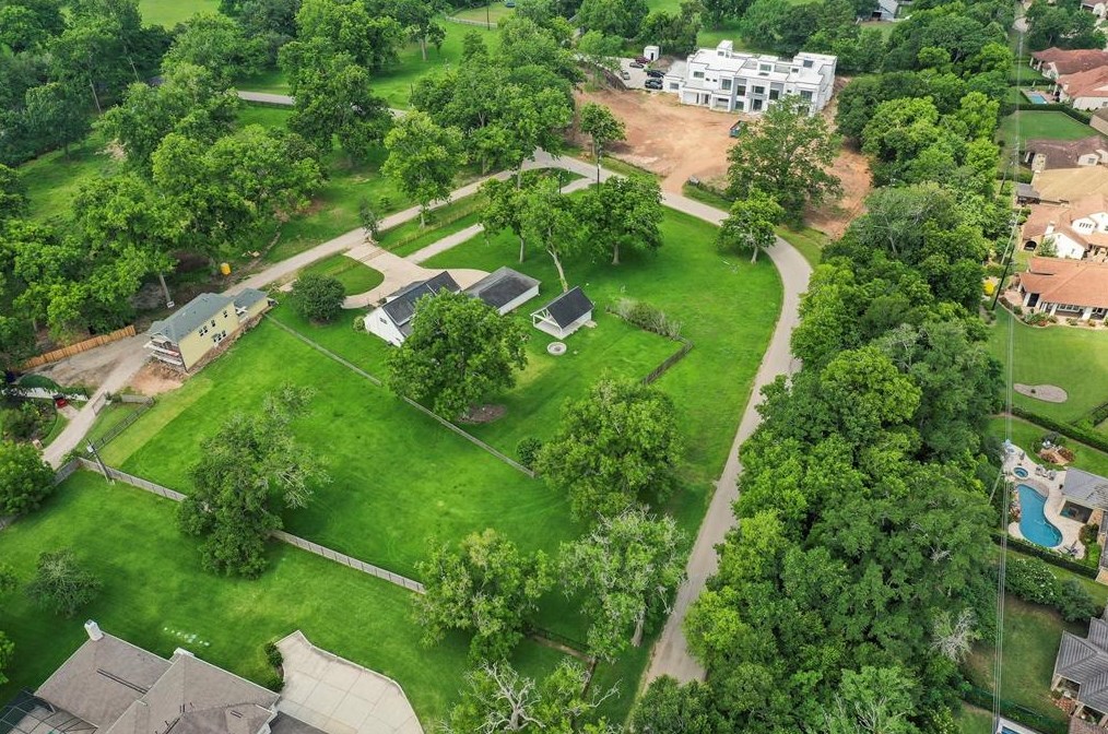 5511 Greentree Dr, Sugar Land TX  77479-9606 exterior