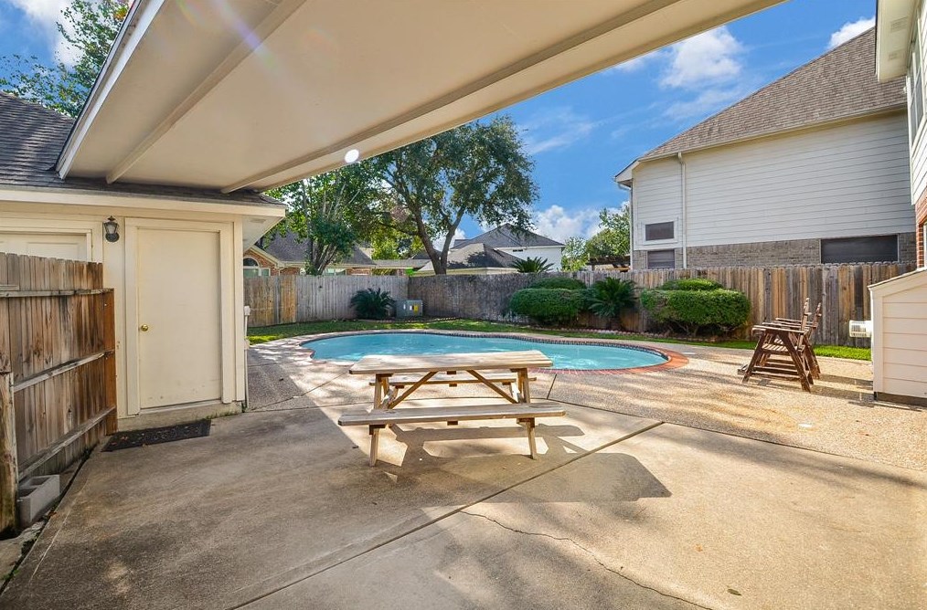20735 Fawnbrook Ct, Katy TX  77450-8549 exterior