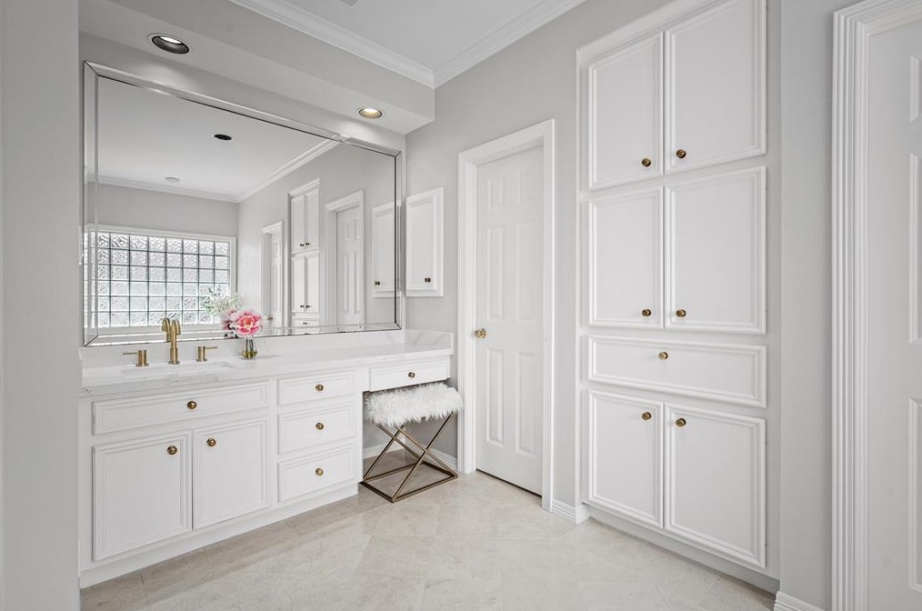 3927 Coleridge St, Houston TX  77005-2725 exterior