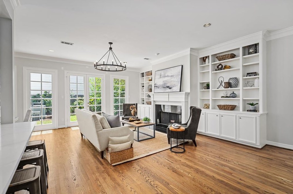 3927 Coleridge St, Houston TX  77005-2725 exterior