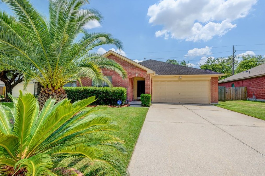 3022 Greenbriar Springs Dr, Houston, TX 77073-6108