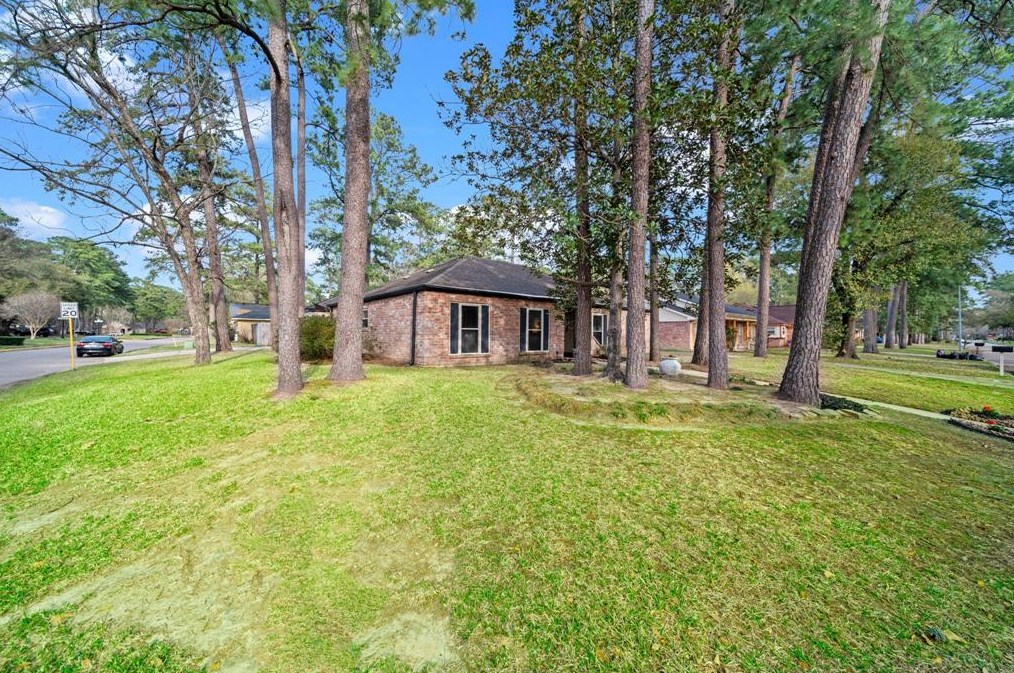 25422 Lynbriar Ln, Spring, TX 77373-9153