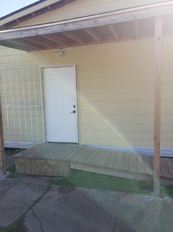 3221 Ennis St, Houston, TX 77004-3213