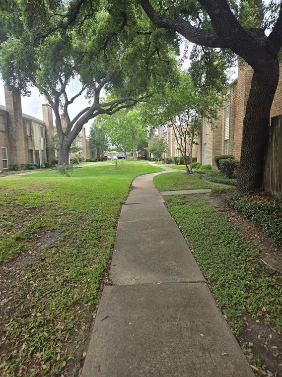 8712 Wilcrest Dr # 8712, Houston, TX