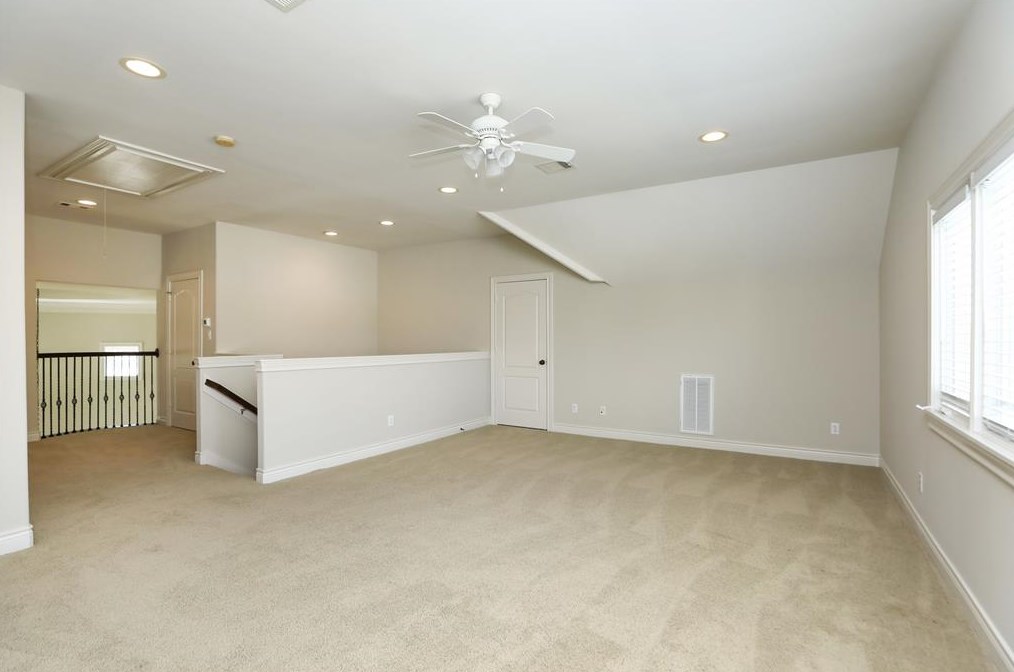 1180 Augusta Dr, Houston TX 77057-3106 exterior