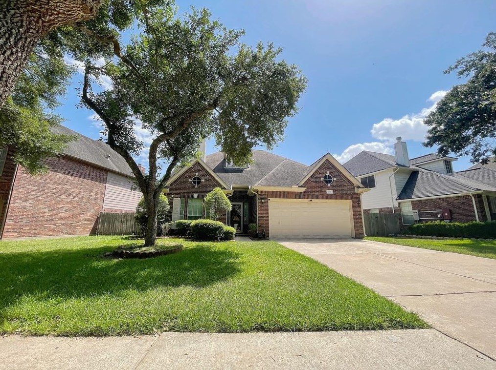 3138 Waters View Dr, Sugar Land, TX 77478