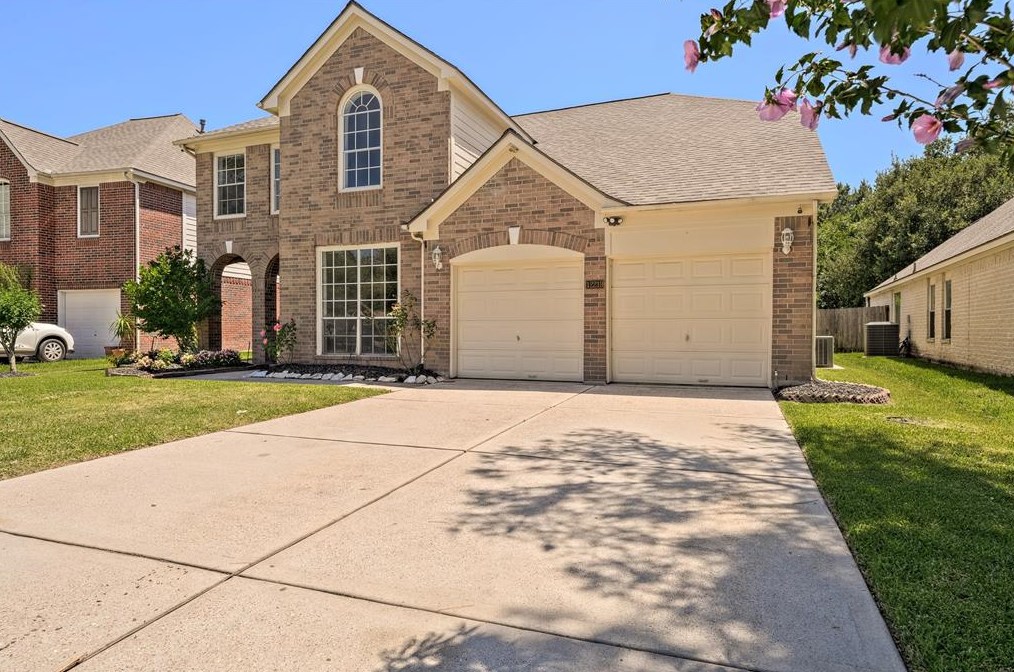 12219 Mardi Gras Dr, Houston, TX 77014-2480
