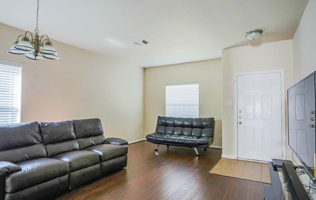 2818 Durham Chase Ln, Katy, TX 77449